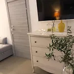 Zerostuni 4* אוסטוני